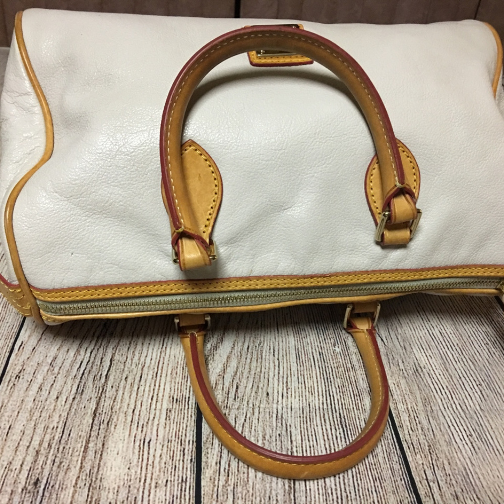 SOLD!! Dooney & Bourke Leather Dr Bag Satchel - Picture 5 of 8